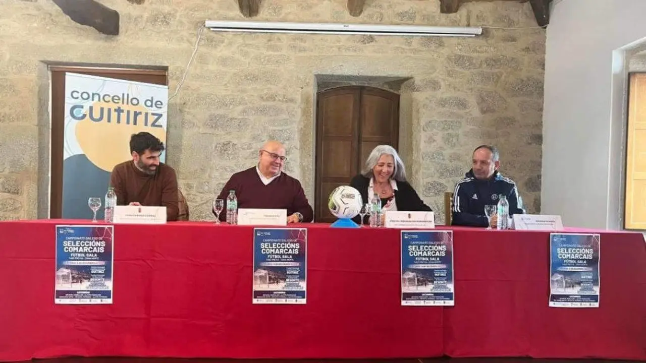 Pablo Prieto, Marisol Morandeira e Manolo Vilach&aacute;. (Foto: RFGF).