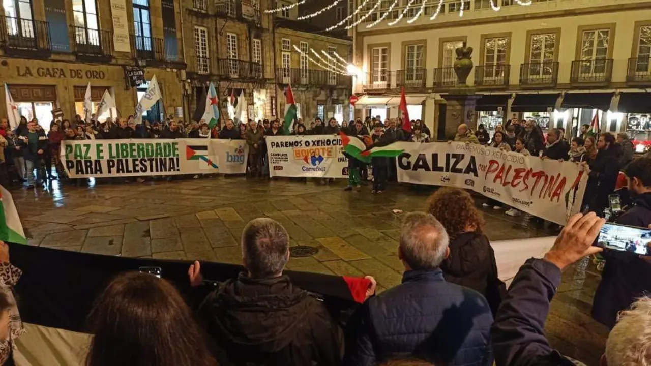 Concentraci&oacute;n esta segunda feira, 11 de decembro, na praza do Toural de Compostela. (Foto: N&oacute;s Diario)