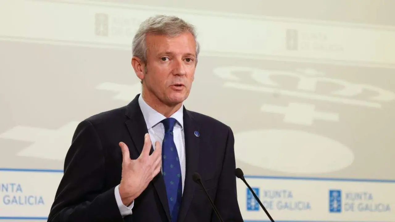 O presidente Alfonso Rueda, na rolda de prensa posterior ao Consello da Xunta do pasado 21 de decembro. (Foto: Arxina)