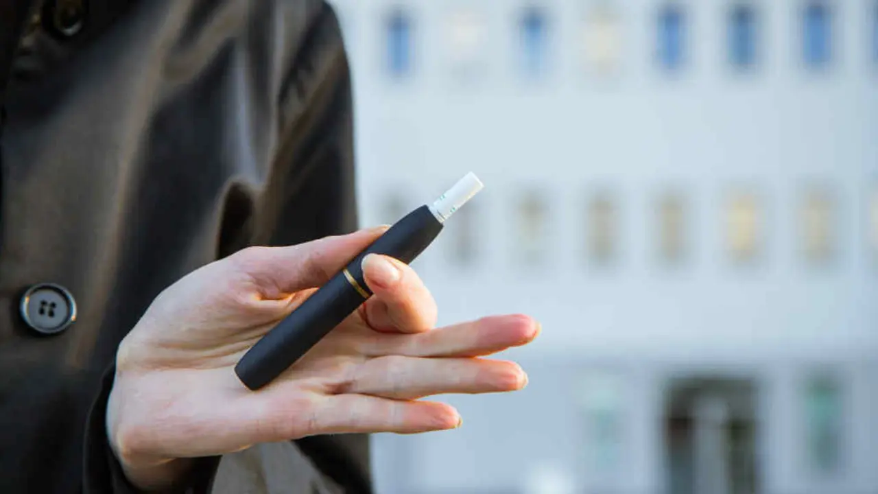 Un dispositivo de tabaco quentado (Foto: Ina / Adobe Stock).