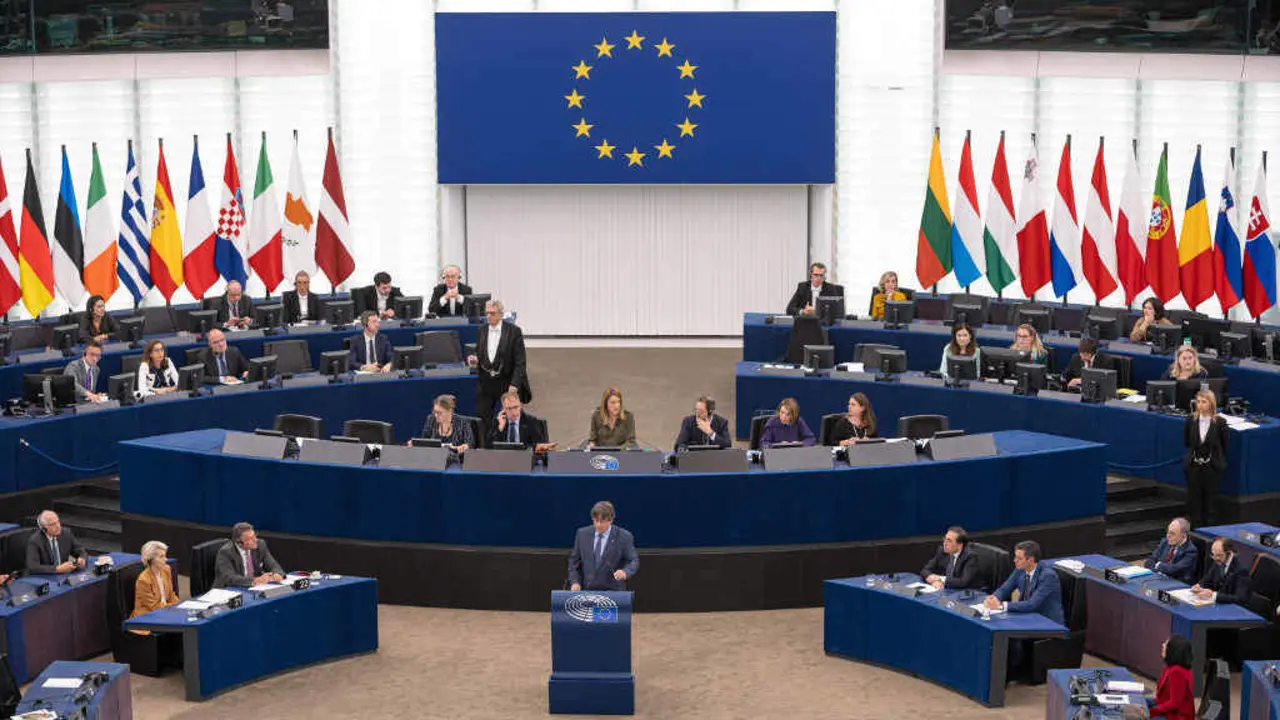Carles Puigdemont nunha intervenci&oacute;n no Parlamento da UE o mes pasado. (Foto: &Aacute;lex Flores / Europa Press)