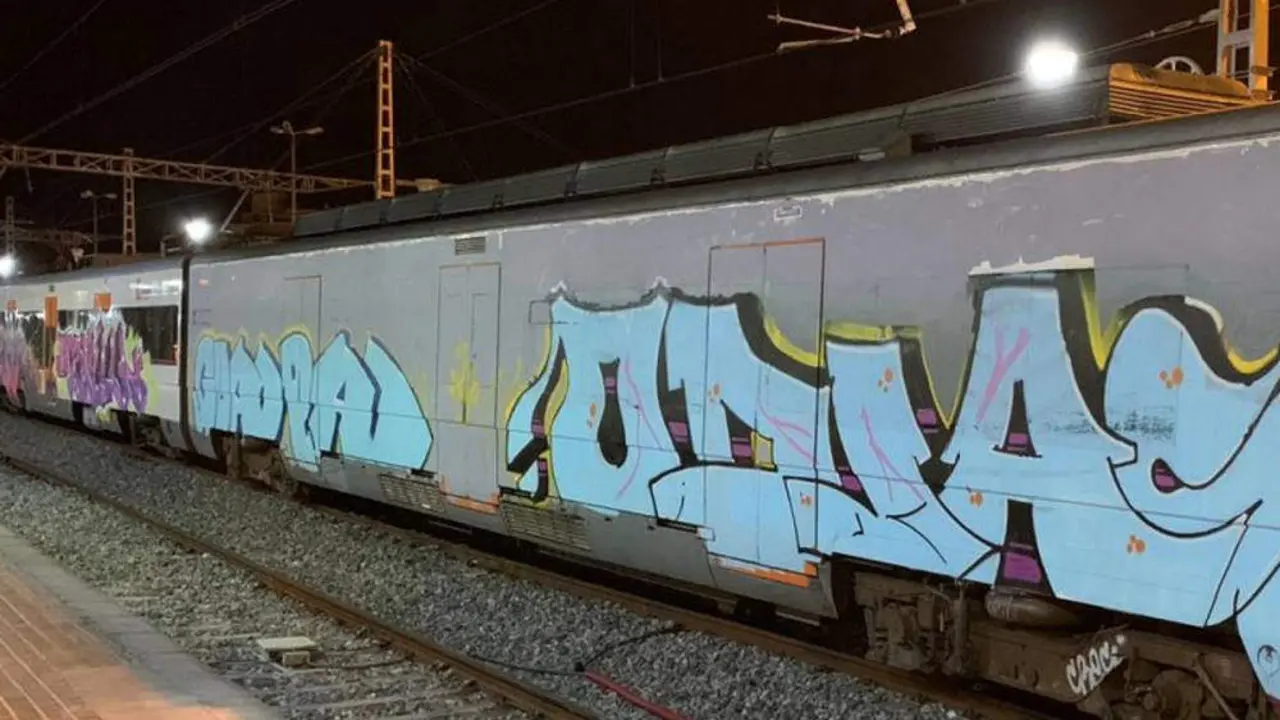 grafiti tren