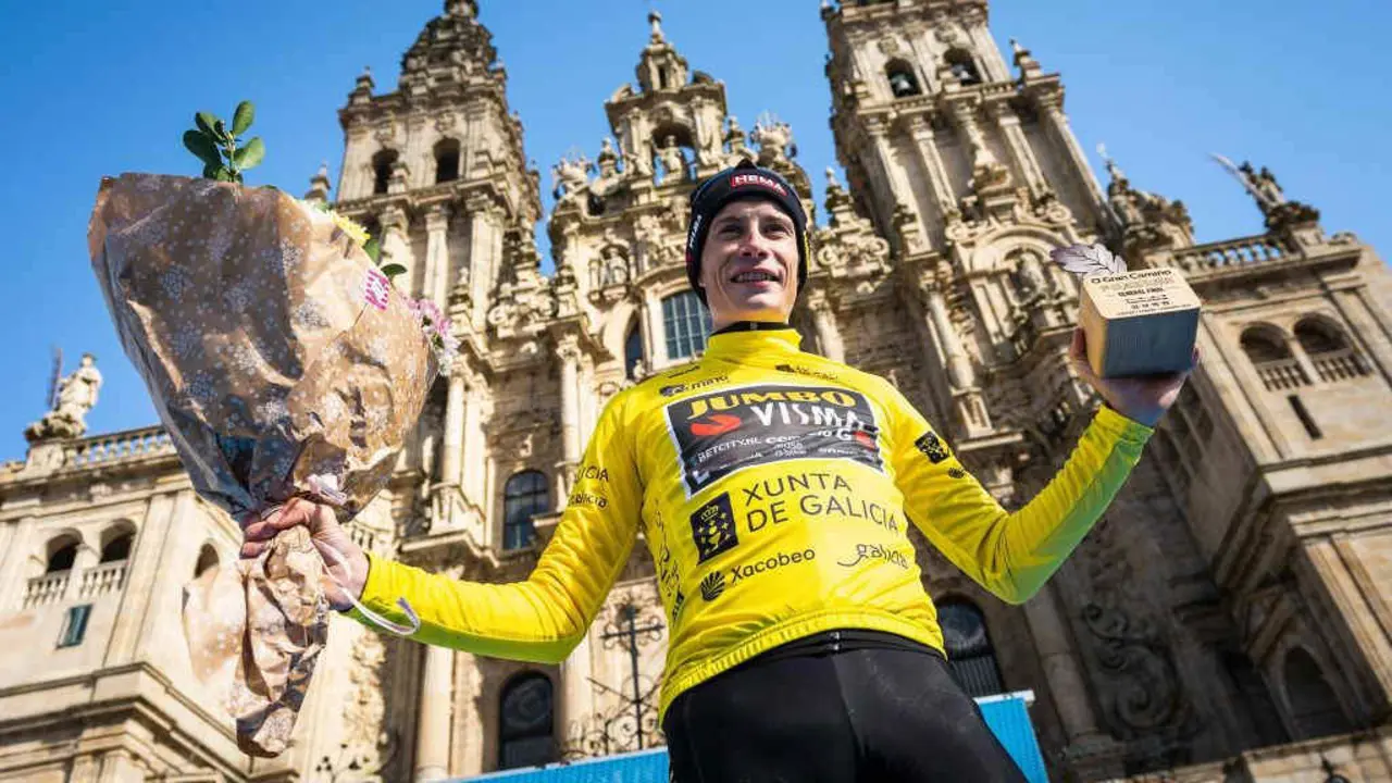 Jonas Vindegaard, ga&ntilde;ador das &uacute;ltimas d&uacute;as edici&oacute;ns do Tour de Francia e do Gran Cami&ntilde;o 2023, volve para reclamar o que &eacute; seu. (Foto: N&oacute;s Diario).