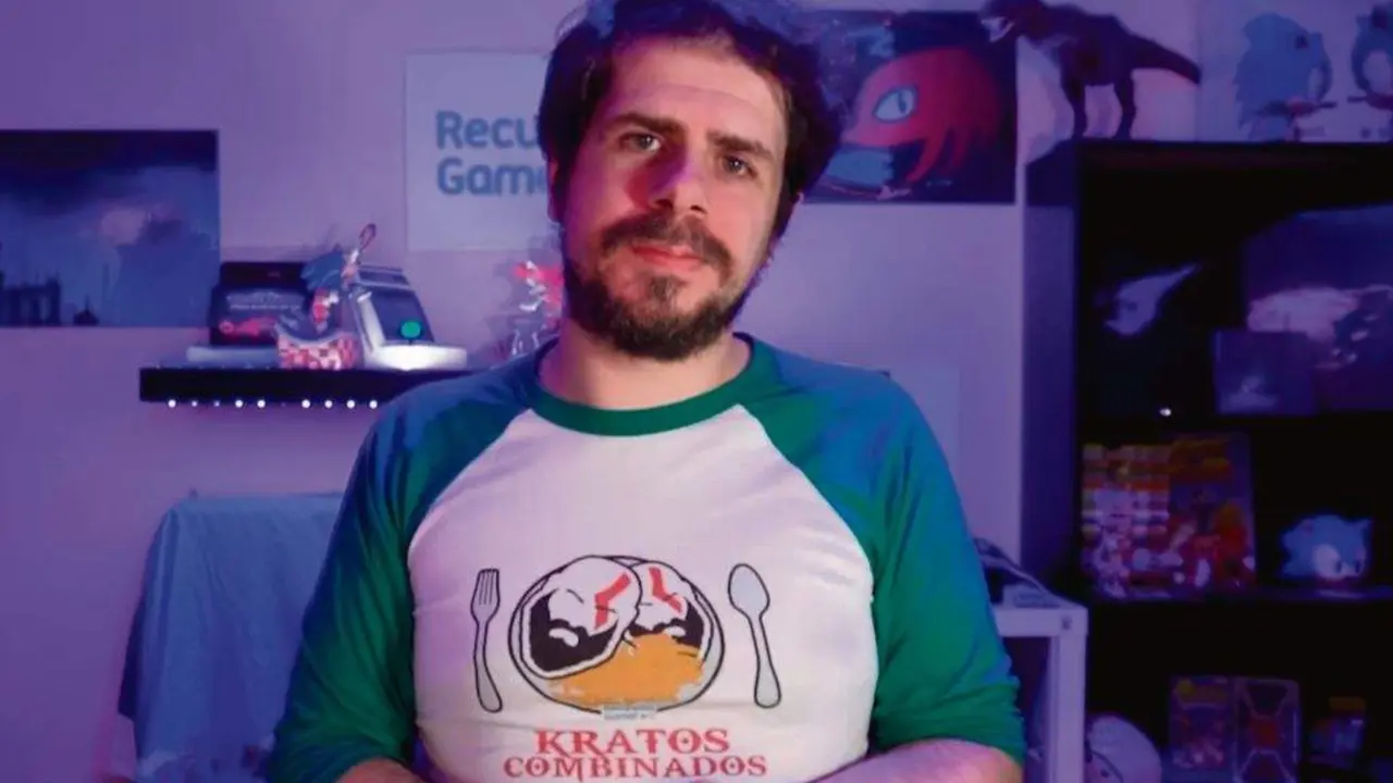 Detr&aacute;s de Recuncho Gamer at&oacute;pase Iago Gordillo. (Foto: N&oacute;s Diario)
