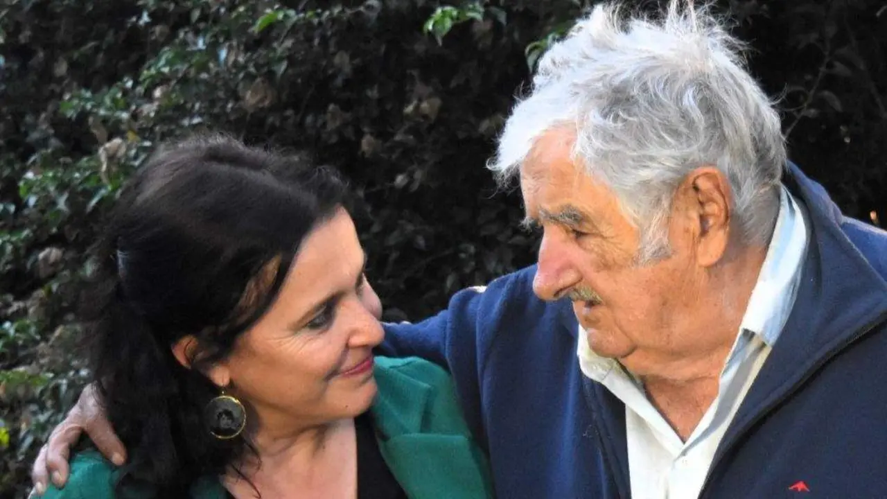 Ana Miranda e Pepe Mujica, nun encontro anterior. (Foto: N&oacute;s Diario)