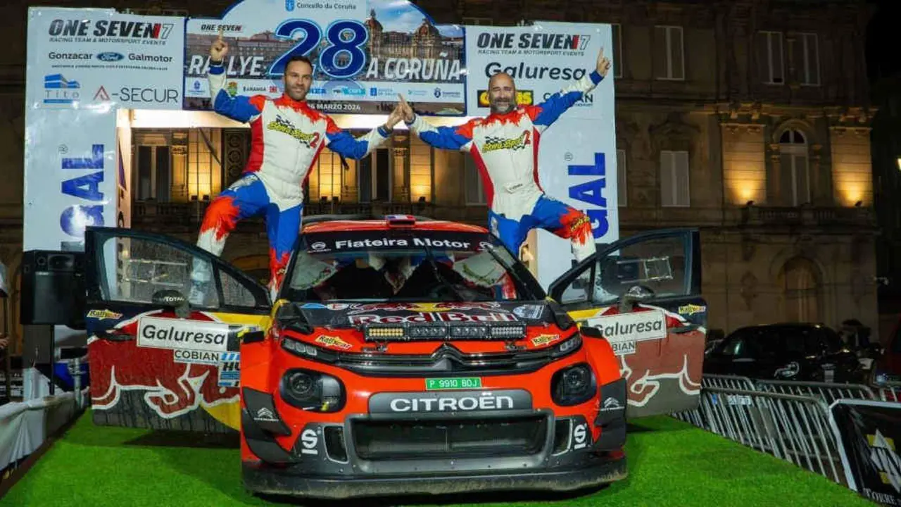 V&iacute;ctor Senra e V&iacute;ctor Murado, que ve&ntilde;en de imporse no Rally da Coru&ntilde;a, son dos grandes favoritos ao triunfo final. (Foto: Concello da Coru&ntilde;a).