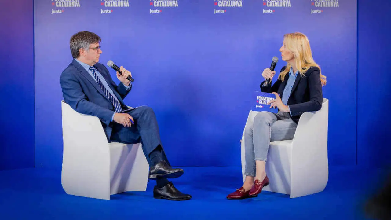 Carles Puigdemont (esquerda), a terza feira. (Foto: JUNTS+)