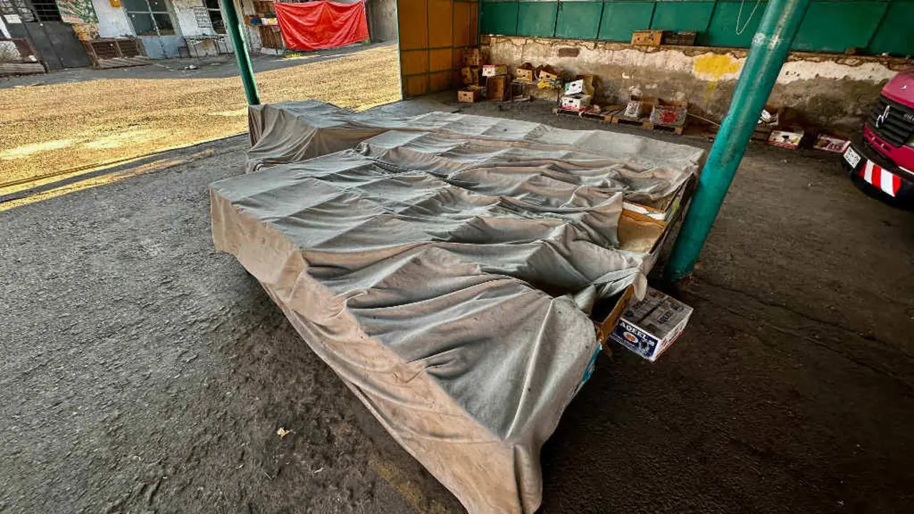 Mercado baleiro en Artsakh tras fuxir a maior&iacute;a da poboaci&oacute;n. (Foto: Marut Vanyan / DPA v&iacute;a Europa Press)