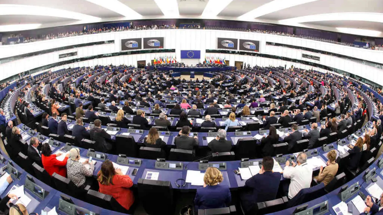 O Parlamento europeo durante unha votaci&oacute;n. (Foto: Philippe Stirnweiss / European Par / DPA)