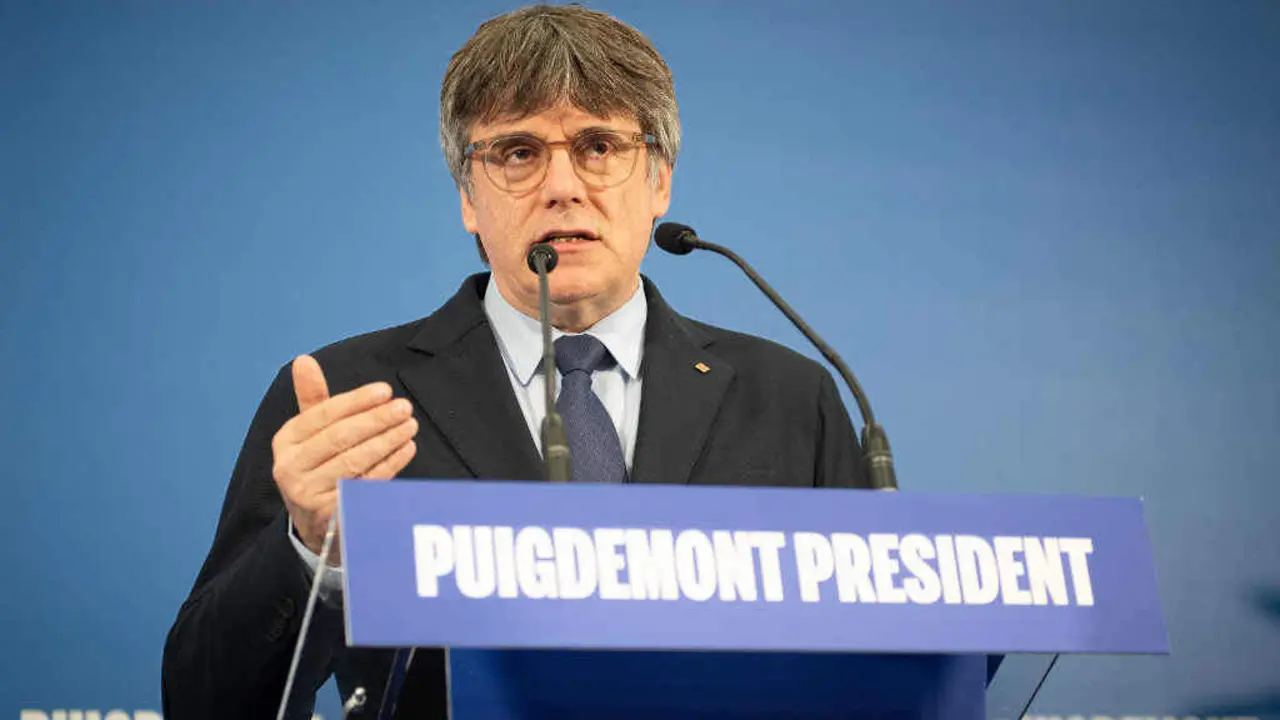 O ex president catal&aacute;n Carles Puigdemont a segunda feira. (Foto: Gl&ograve;ria S&aacute;nchez / Europa Press)