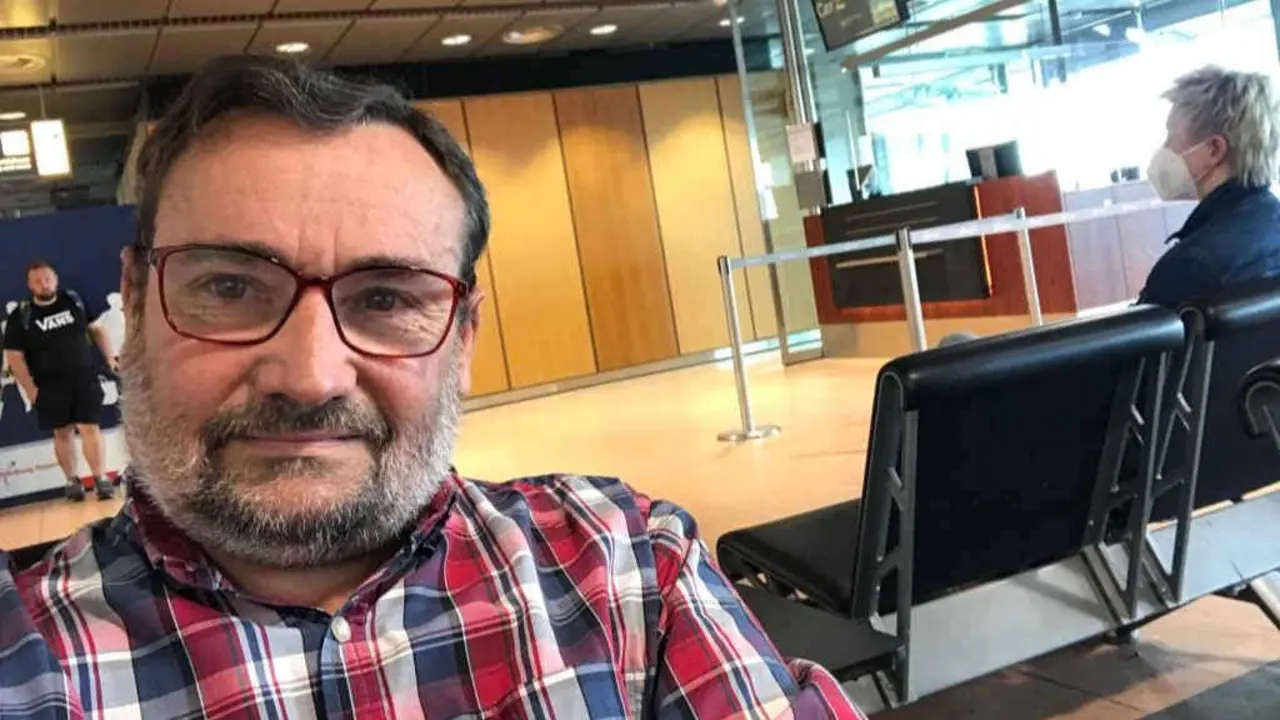O activista Manoel Vello nunha viaxe a Hamburgo, Alema&ntilde;a (Foto: N&oacute;s Diario)