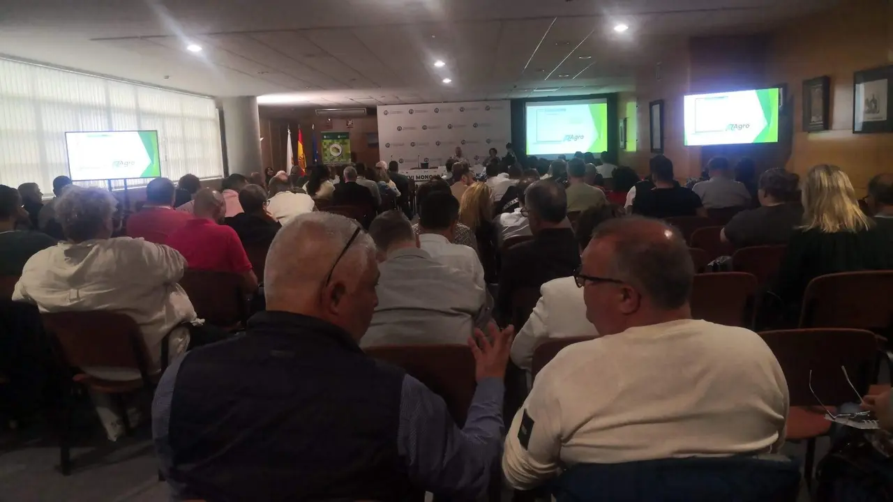 Unha das palestras organizadas na Semana Verde de Silleda (Foto: N&oacute;s Diario).