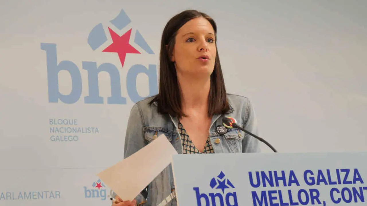 A deputada Olalla Rodil na rolda de prensa (Foto: N&oacute;s Diario).