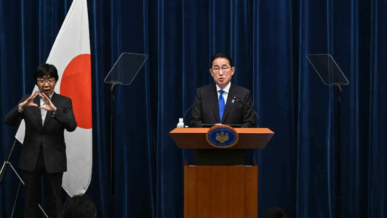 Fumio Kishida, l&iacute;der nip&oacute;n, ao anunciara cuarta feira que non optar&aacute; &aacute; reelecci&oacute;n. (Foto: Pool / ZUMA Press Wire / DPA v&iacute;a Europa Press)