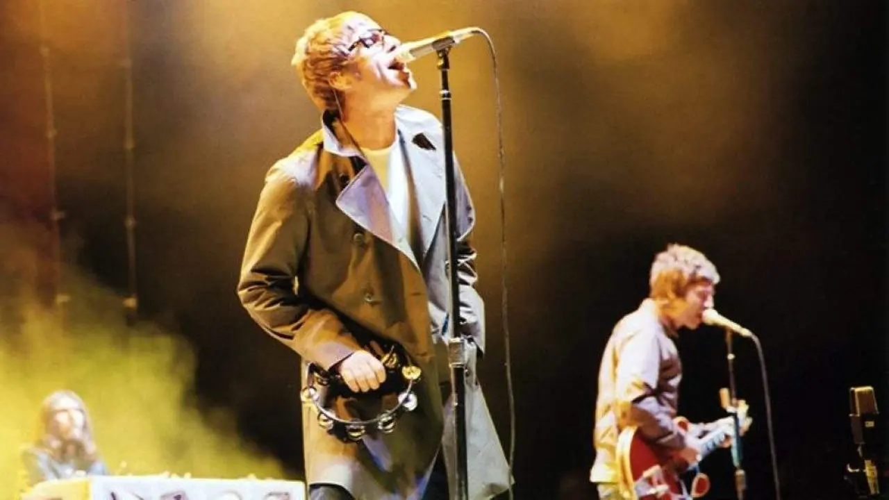 Liam e Noel Gallagher durante un concerto. (Foto: Will Fresch)