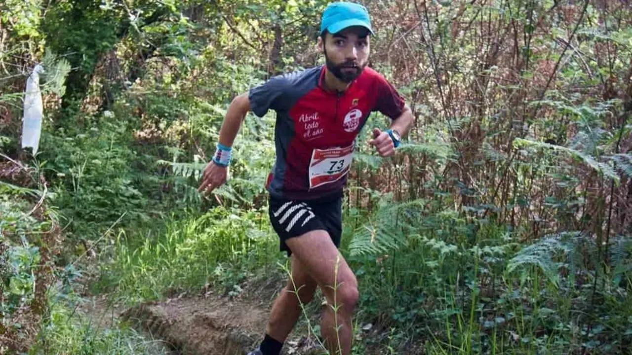 O corredor Marcos Pascual na Castro Trail (Foto: Castro Trail Team).