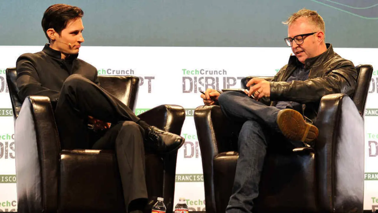 O ruso Pavel Durov (esquerda), fundador e director xeral de Telegram. (Foto: TechCrunch)