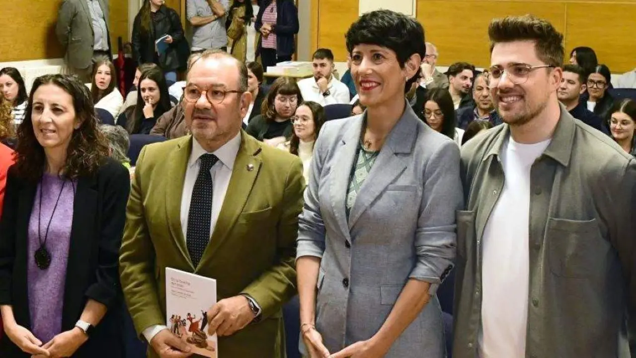 De dereita a esquerda, Javier Carballo, Elma Saiz, Antonio L&oacute;pez e Silvia Moscoso. (Foto: Santi Alvite)