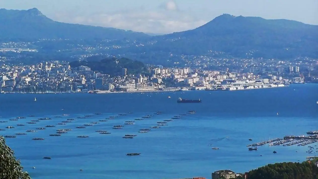 Litoral de Domaio, en Moa&ntilde;a. (Foto: Alexvc26)