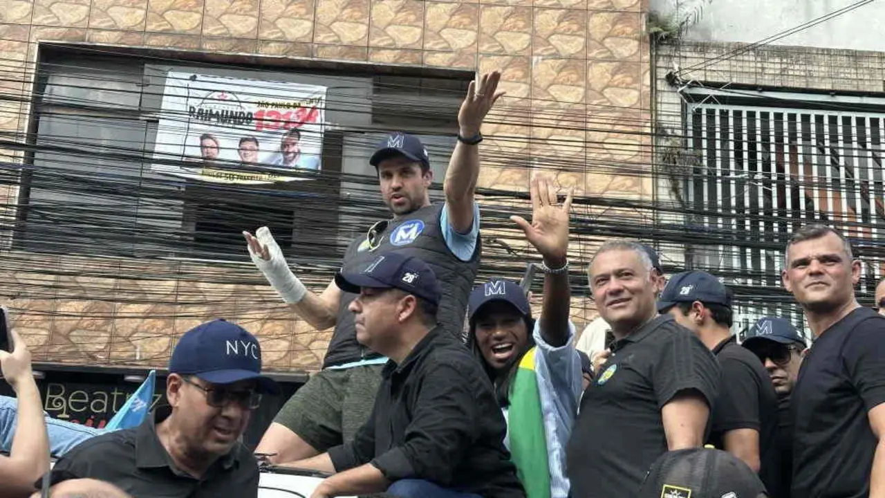 Pablo Mar&ccedil;al durante uma carreata dentro da Favela de Heli&oacute;polis o pasado mes de setembro. (Foto: Europa Press / Contacto / Oslaim Brit)