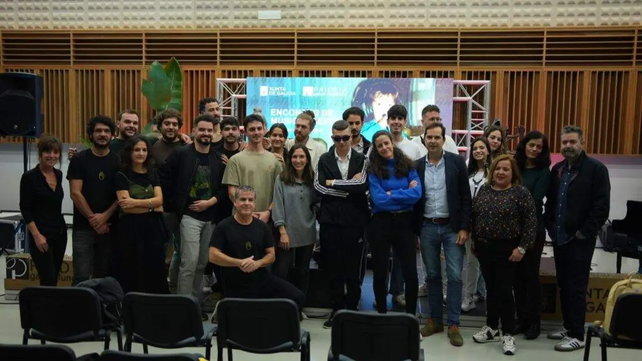 Participantes no I Encontro de M&uacute;sica Aberta de Paideia Galiza, decorrido esta cuarta feira na Coru&ntilde;a. (Foto: Xunta da Galiza)