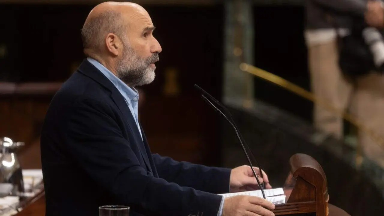 N&eacute;stor Rego durante a s&uacute;a intervenci&oacute;n no Congreso este 21 de novembro. (Foto: Eduardo Parra / Europa Press)