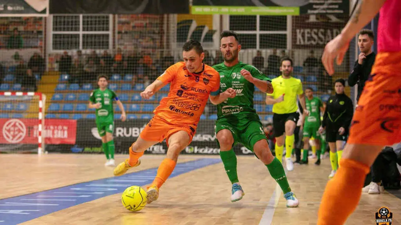 O Burela nate o CA Osasuna da xornada anterior. (Foto: Burela FS).