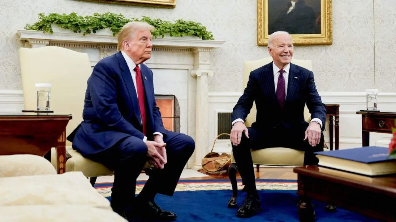 O presidente electo dos EUA, Donald Trump, e o sa&iacute;nte, Joe Biden. (Foto: Al Drago - Pool via CNP / Zuma Press / ContactoPhoto)