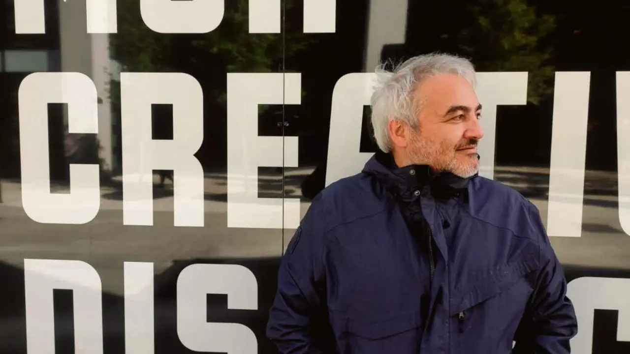 O dese&ntilde;ador gr&aacute;fico e escritor David Rodr&iacute;guez. (Foto: N&oacute;s Diario)