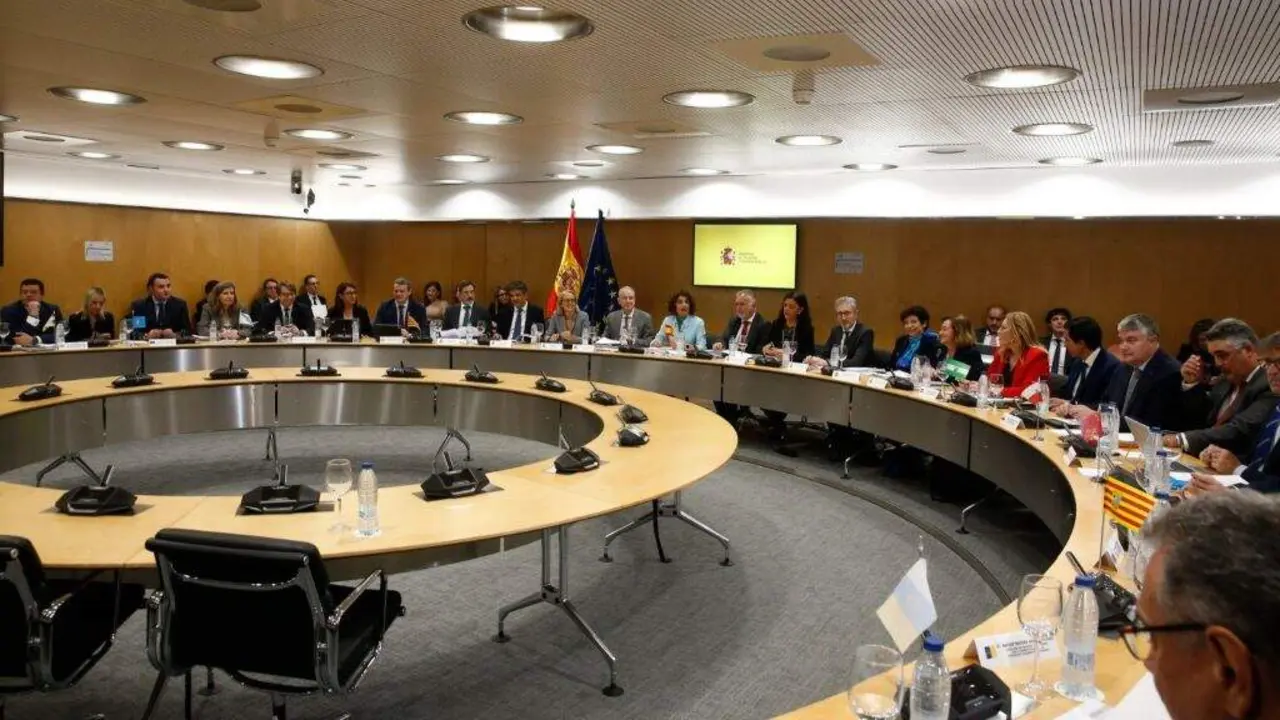 Xuntanza do Consello de Pol&iacute;tica Fiscal e Financeira na sede do Ministerio, o 11 de decembro de 2023. (Foto: Carlos Luj&aacute;n / Europa Press)