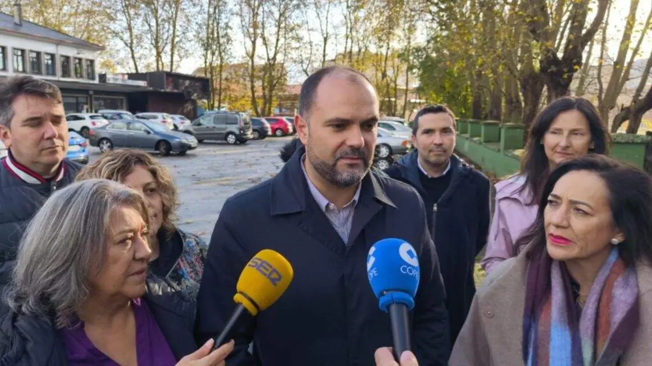 O alcalde de Pontedeume, Bernardo Fern&aacute;ndez, nunha imaxe de arquivo. (Foto: N&oacute;s Diario)
