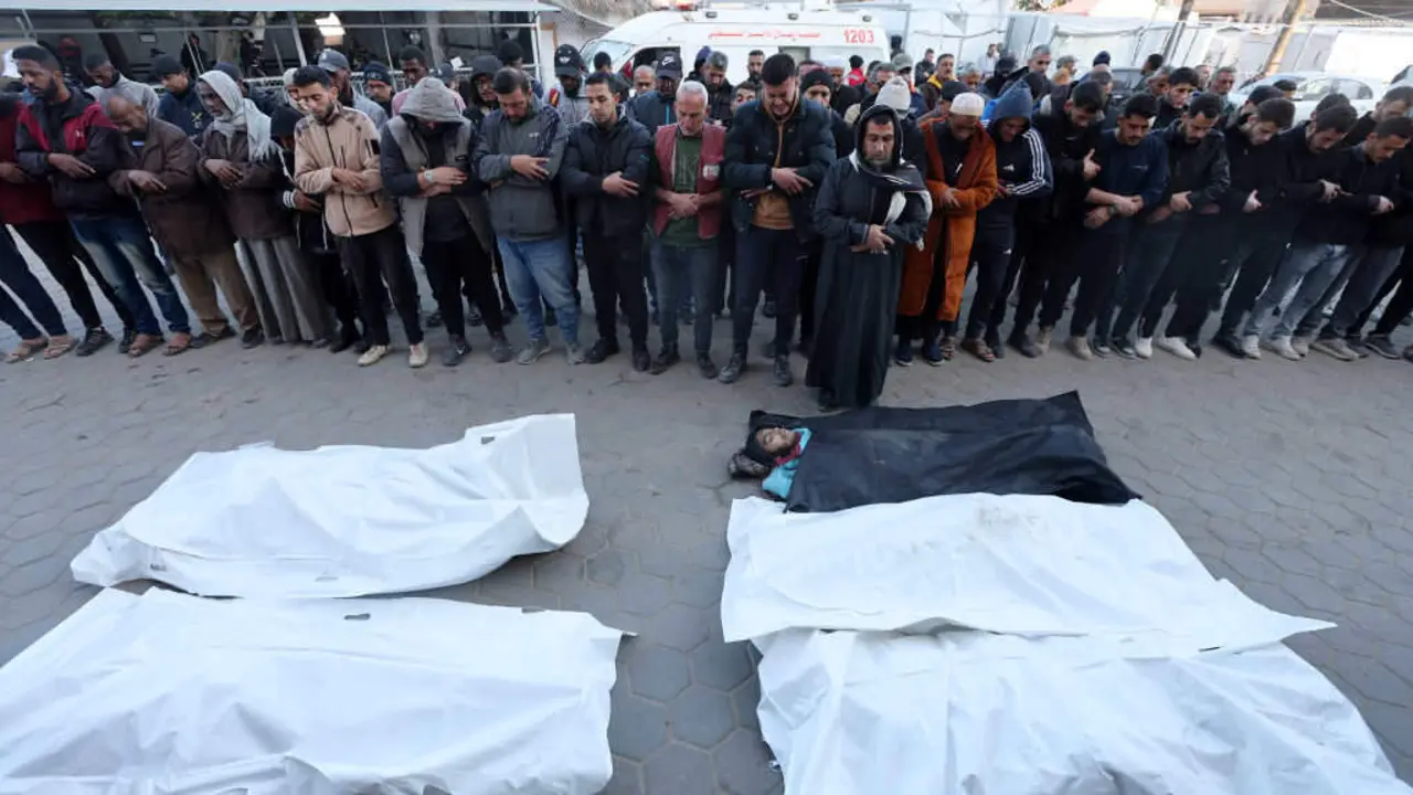 Funeral o 7 de xaneiro de 2025 en Gaza. (Foto: Omar Ashtawy / APA Images via ZUMA / DPA v&iacute;a Europa Press)