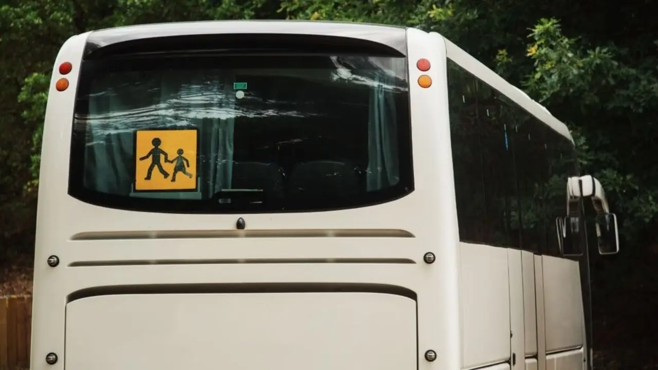 Un autob&uacute;s de transporte escolar. (Foto: Europa Press)