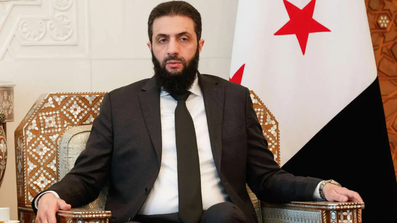 O xihadista Mohammad al Golani, l&iacute;der de facto de Siria, o 10 de xaneiro de 2025 en Damasco. (Foto: Giuseppe Lami / Europa Press / Contacto)