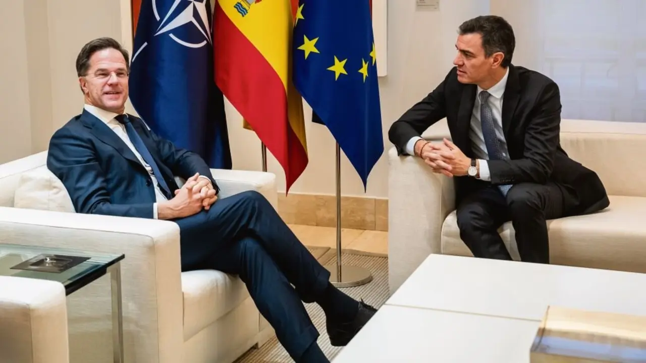 O secretario xeral da OTAN, Mark Rutte, e o presidente do Goberno espa&ntilde;ol, Pedro S&aacute;nchez, o pasado 27 de xaneiro en Madrid. (Foto: A. P&eacute;rez Meca / Europa Press)