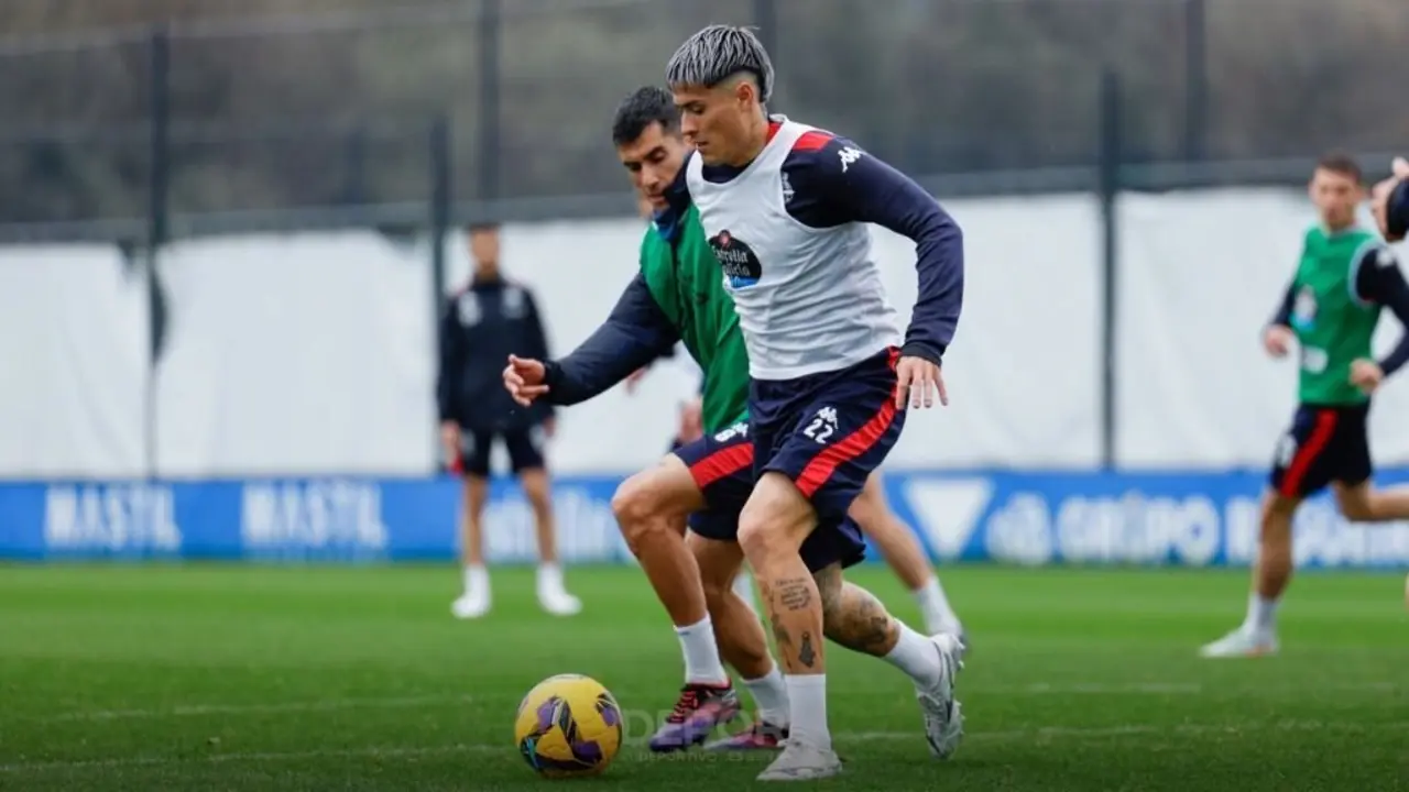O D&eacute;por adestrando esta semana. (Foto: RC Deportivo)