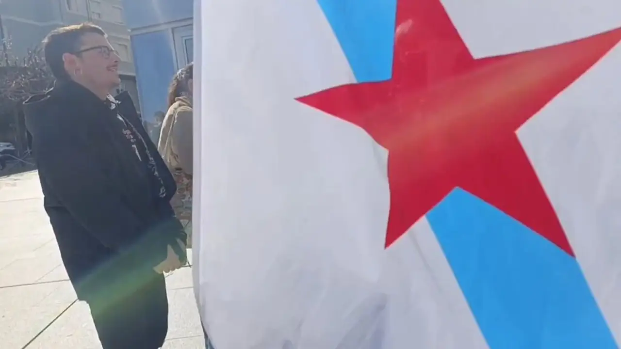 Fotograma do v&iacute;deo difundido esta quinta feira por Hablamos Espa&ntilde;ol. (Foto: N&oacute;s Diario)