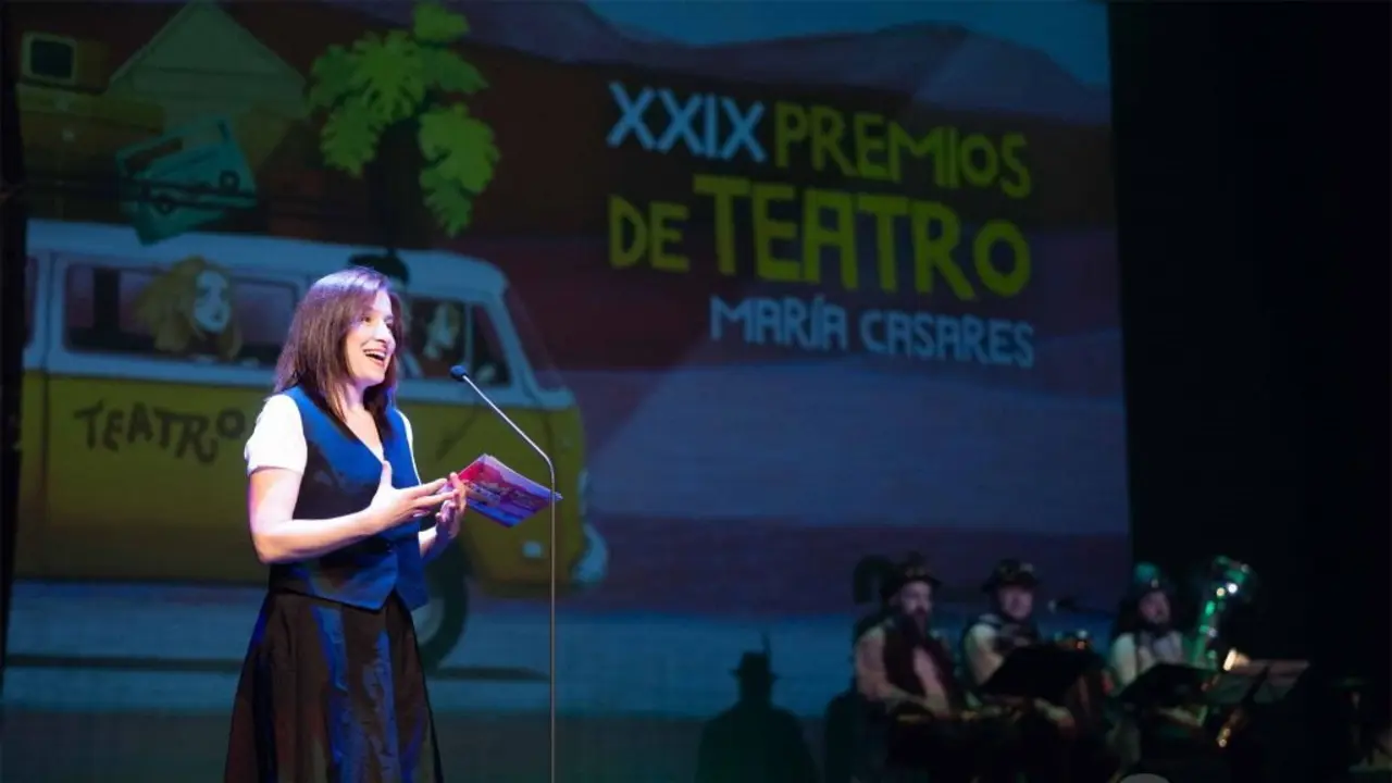 A xornalista Bel&eacute;n Regueira foi a encargada de escribir o Manifesto Galego do D&iacute;a Mundial do Teatro. (Foto: AAAG)