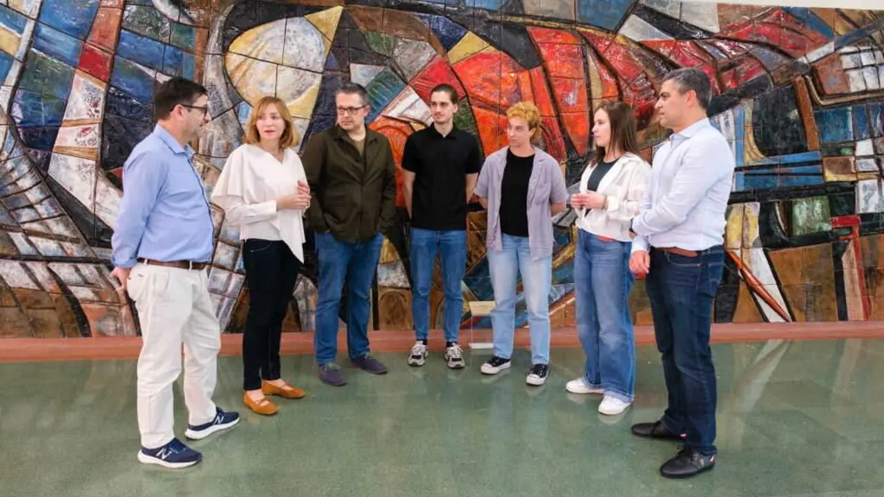 Nogueira, Regueiro, Verdes, Alonso, Paz, Nande e Teixeira investigan o impacto da e&oacute;lica en Canarias. (Foto: Arxina)