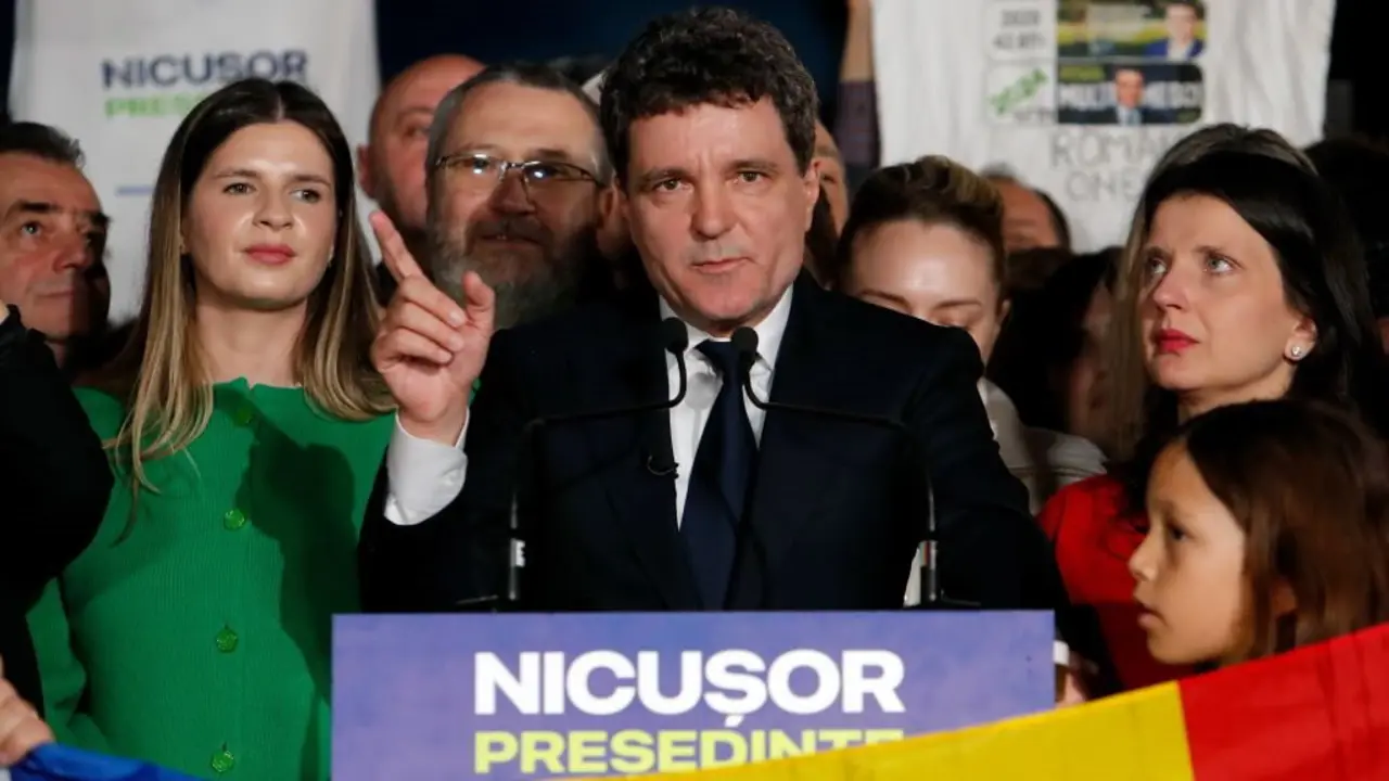 Nicusor Dan, alcalde de Bucarest elixido como presidente de Roman&iacute;a, o 18 de maio de 2025. (Foto: Cristian Cristel / Xinhua News / ContactoPhoto)