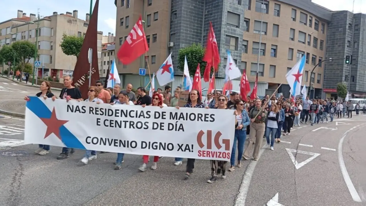 25-05-21_Protesta_Folga_residencias_Vigo_07