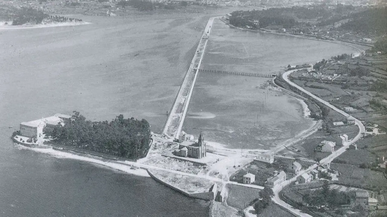 Louriz&aacute;n antes da instalaci&oacute;n da pasteira de Ence. (Foto: Arquivo APDR)