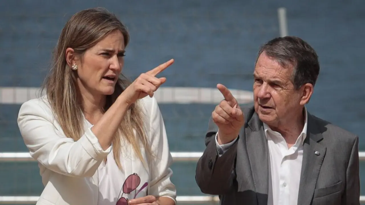 Sara Aaegesen e Abel Caballero, esta cuarta feira 25 de xu&ntilde;o. (Foto: Adri&aacute;n Irago / Europa Press)