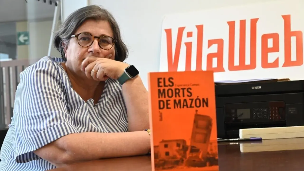 Esperan&ccedil;a Camps na redacci&oacute;n de 'VilaWeb'. (Foto: Prats i Camps)
