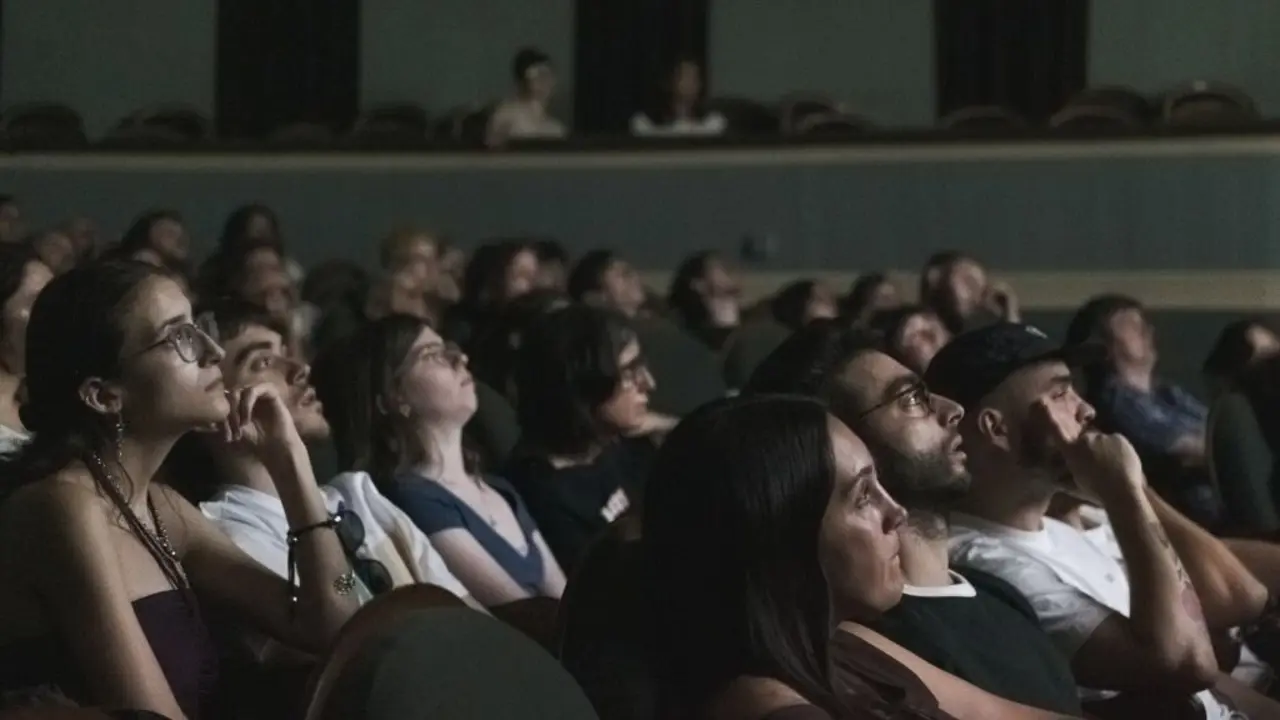 P&uacute;blico durante a edici&oacute;n de 2025 do Curtocircu&iacute;to. (Foto: Curtocircu&iacute;to)