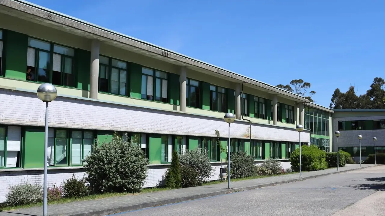 Ies-Valadares