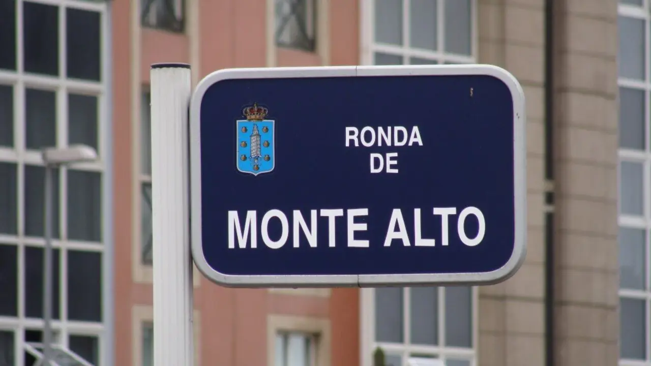 A agresi&oacute;n tivo lugar na Ronda de Monte Alto, na cidade da Coru&ntilde;a. (Foto: Fernando Losada Rodr&iacute;guez)