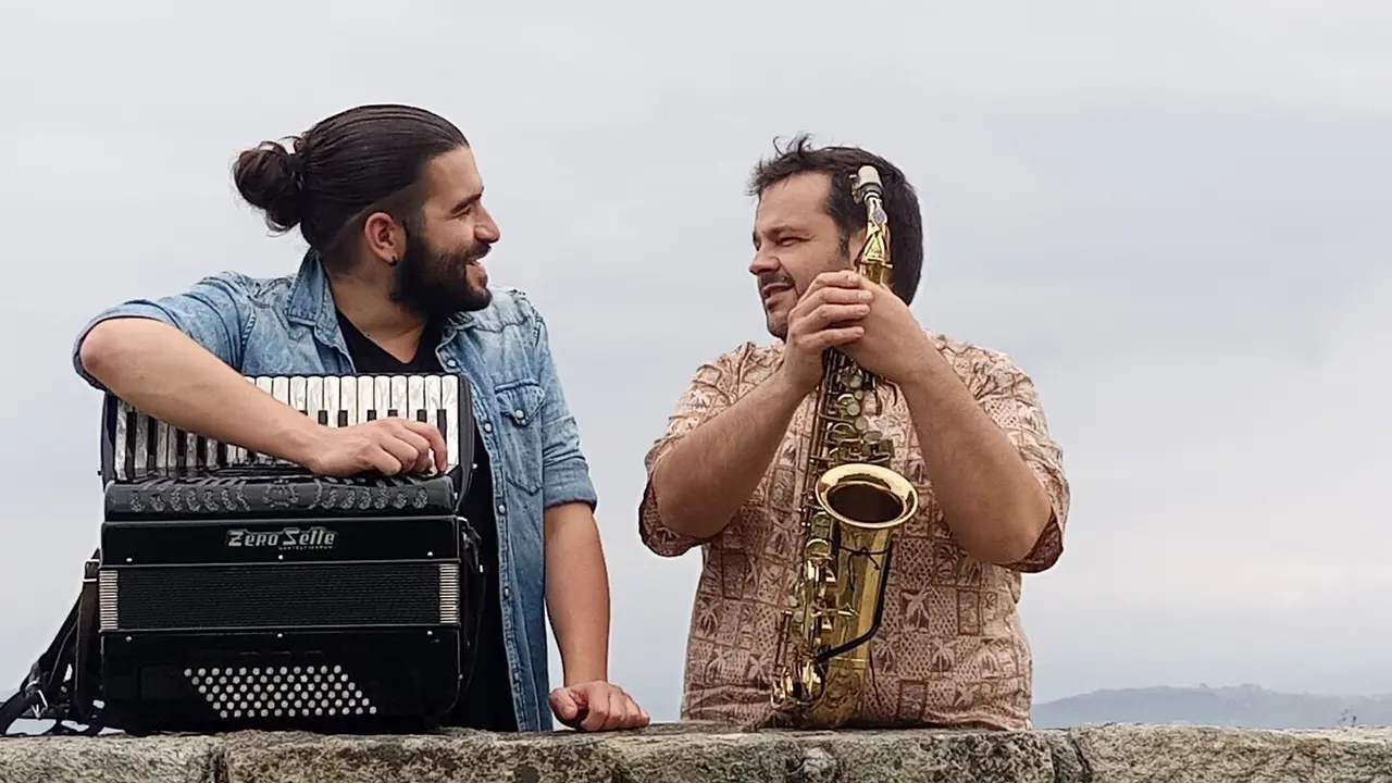 A m&uacute;sica de Cas&aacute;s e Barcia protagoniza este 'L&uacute;as de Outono'.