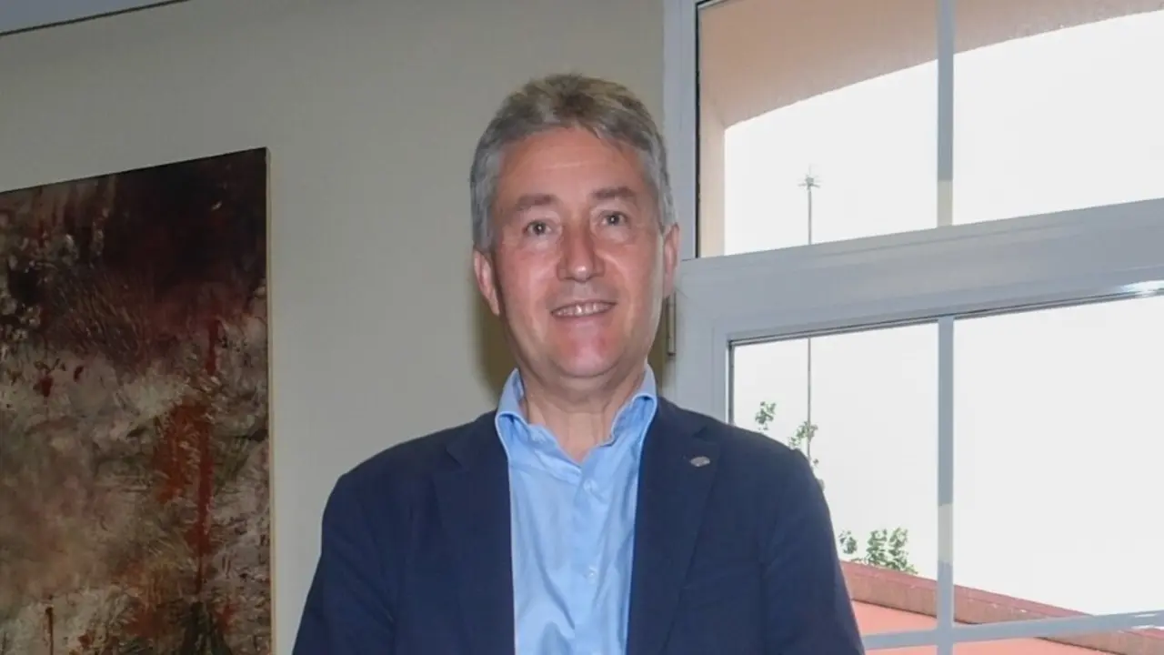 Ricardo Cao, na Reitor&iacute;a da UDC, na Coru&ntilde;a. (Foto: Arxina)