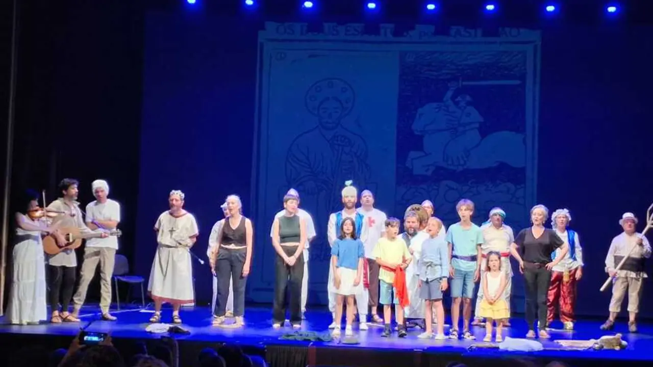 O Grupo de Teatro da SD Medulio adaptou a obra de Manuel Mar&iacute;a para a s&uacute;a representaci&oacute;n.